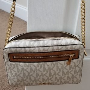 Michael Kors Crossbody